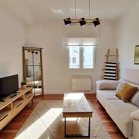 Cozy In The Center By Aloha Lejlighed