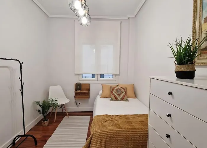 Cozy In The Center By Aloha Apartament Bilbao
