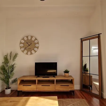 Lägenhet Cozy In The Center By Aloha Bilbao